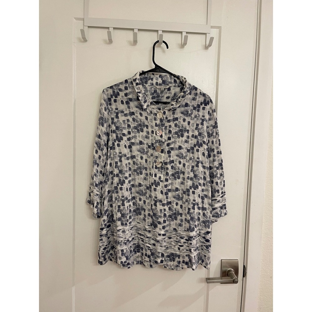Linen Blend John Mark Geometric Abstract Blouse Modern Chic Luxury
